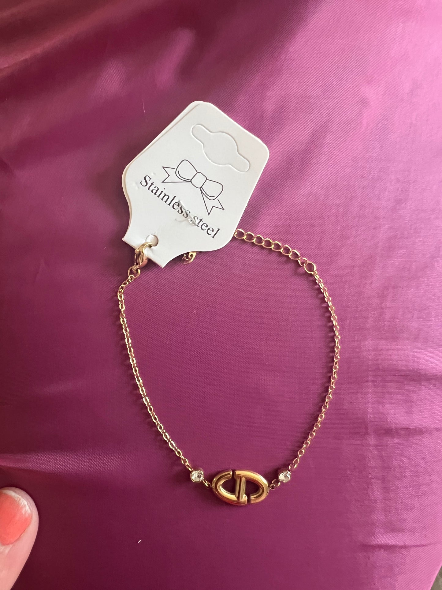 Bracelet – Élégance Couture à Petit Prix