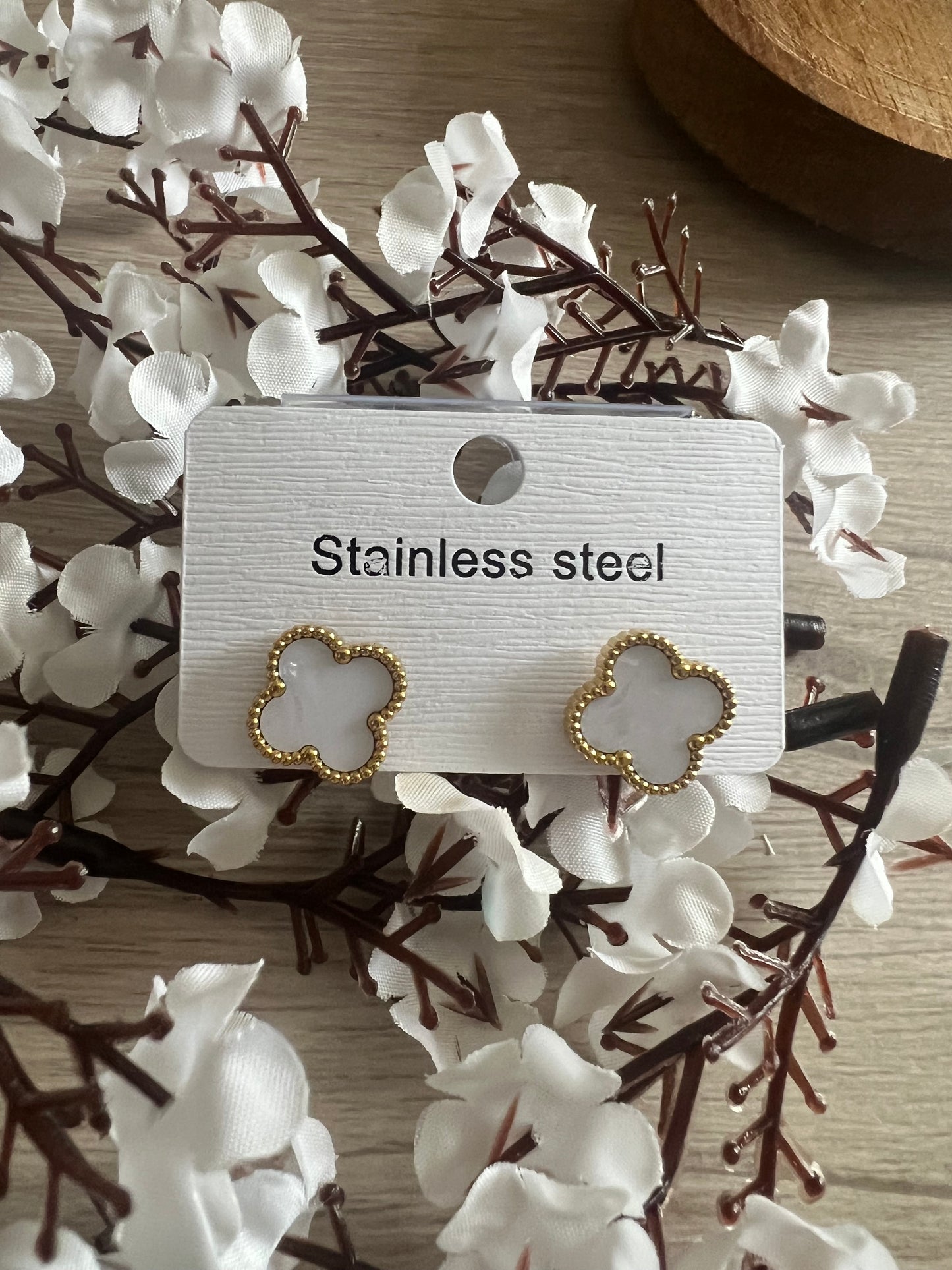 Boucles d’Oreilles Trèfle – Acier Inoxydable blanc