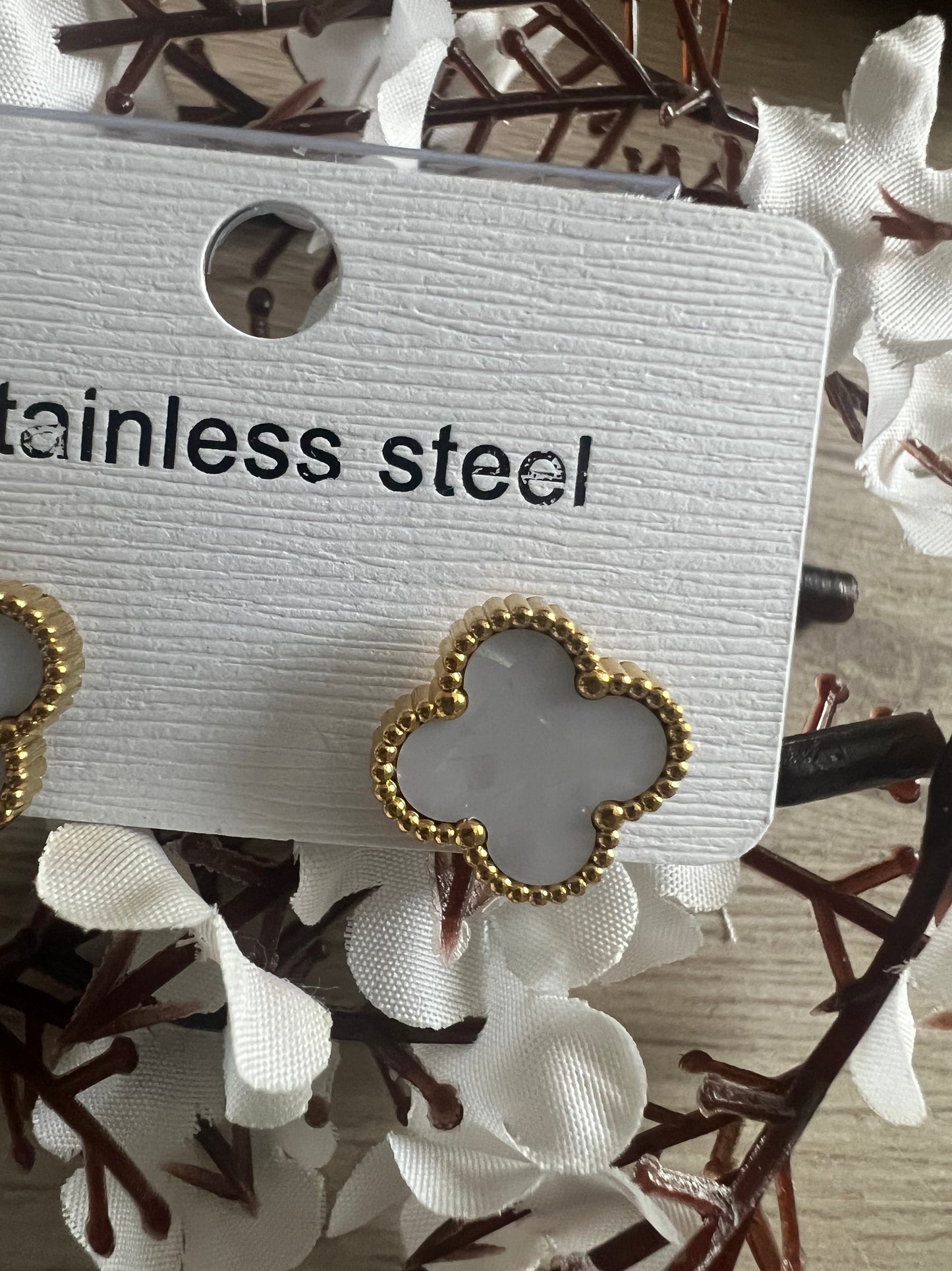 Boucles d’Oreilles Trèfle – Acier Inoxydable blanc