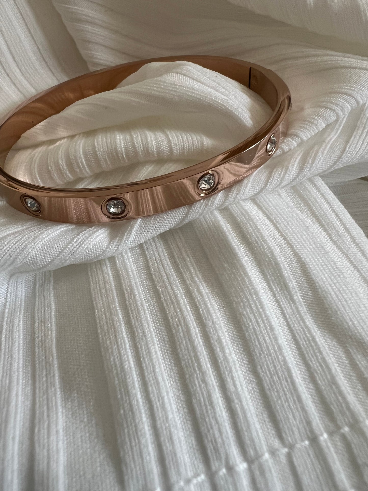 Bracelet rose en Acier Inoxydable – Élégance Durable