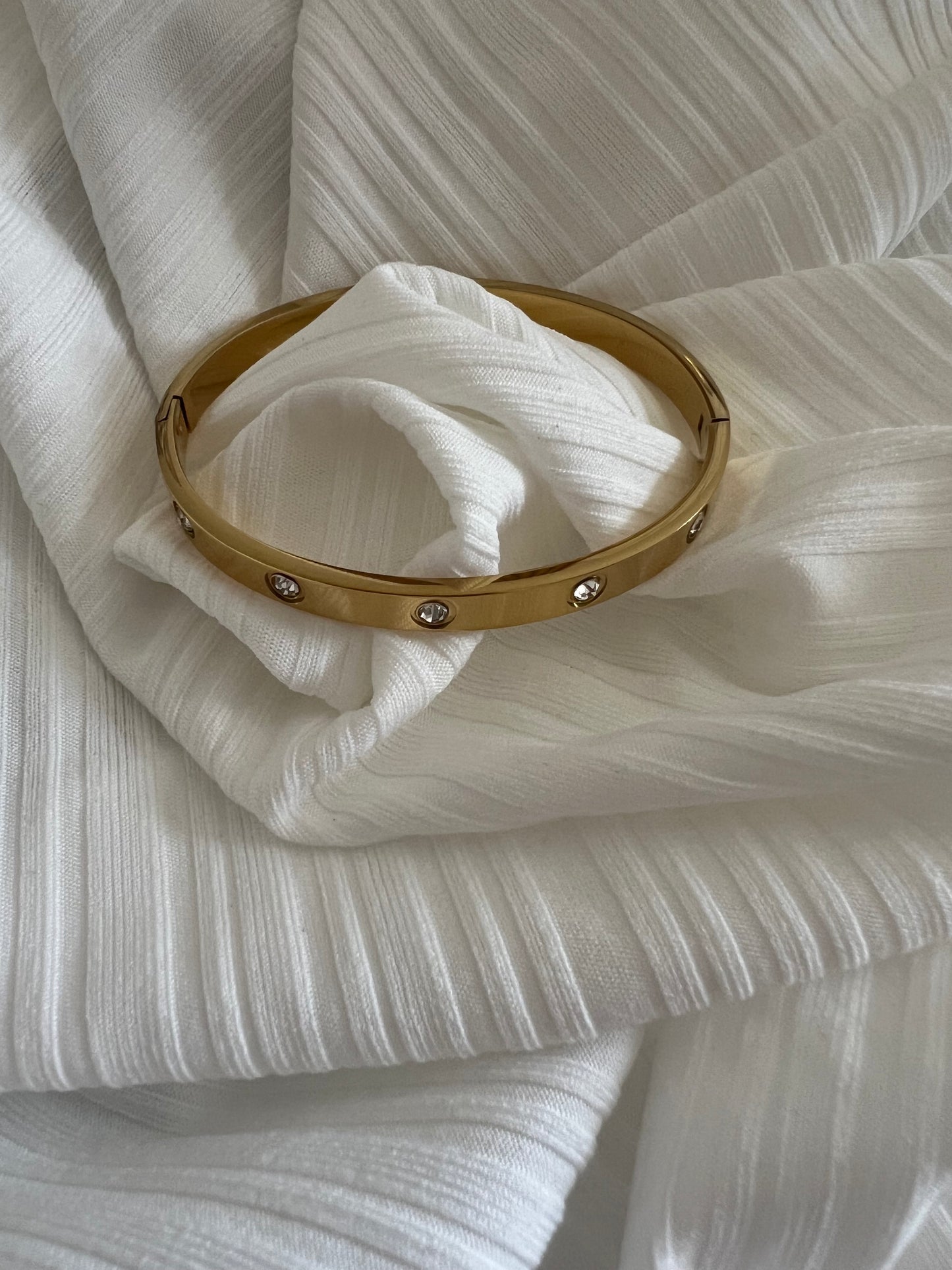 Bracelet Doré en Acier Inoxydable – Élégance Durable