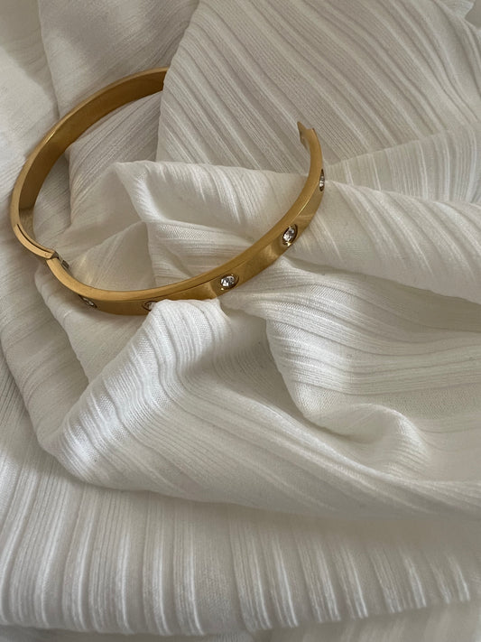 Bracelet Doré en Acier Inoxydable – Élégance Durable