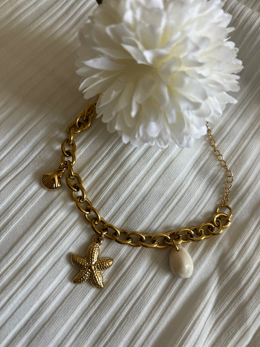Bracelet “Évasion Marine” en Acier Inoxydable Doré