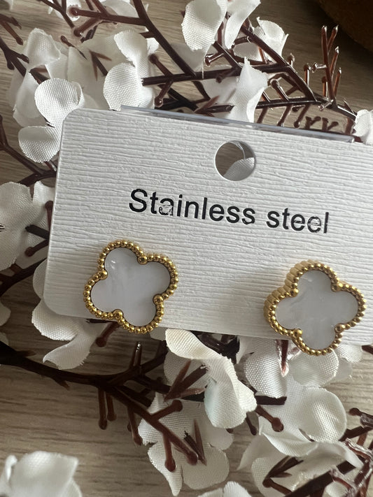 Boucles d’Oreilles Trèfle – Acier Inoxydable blanc